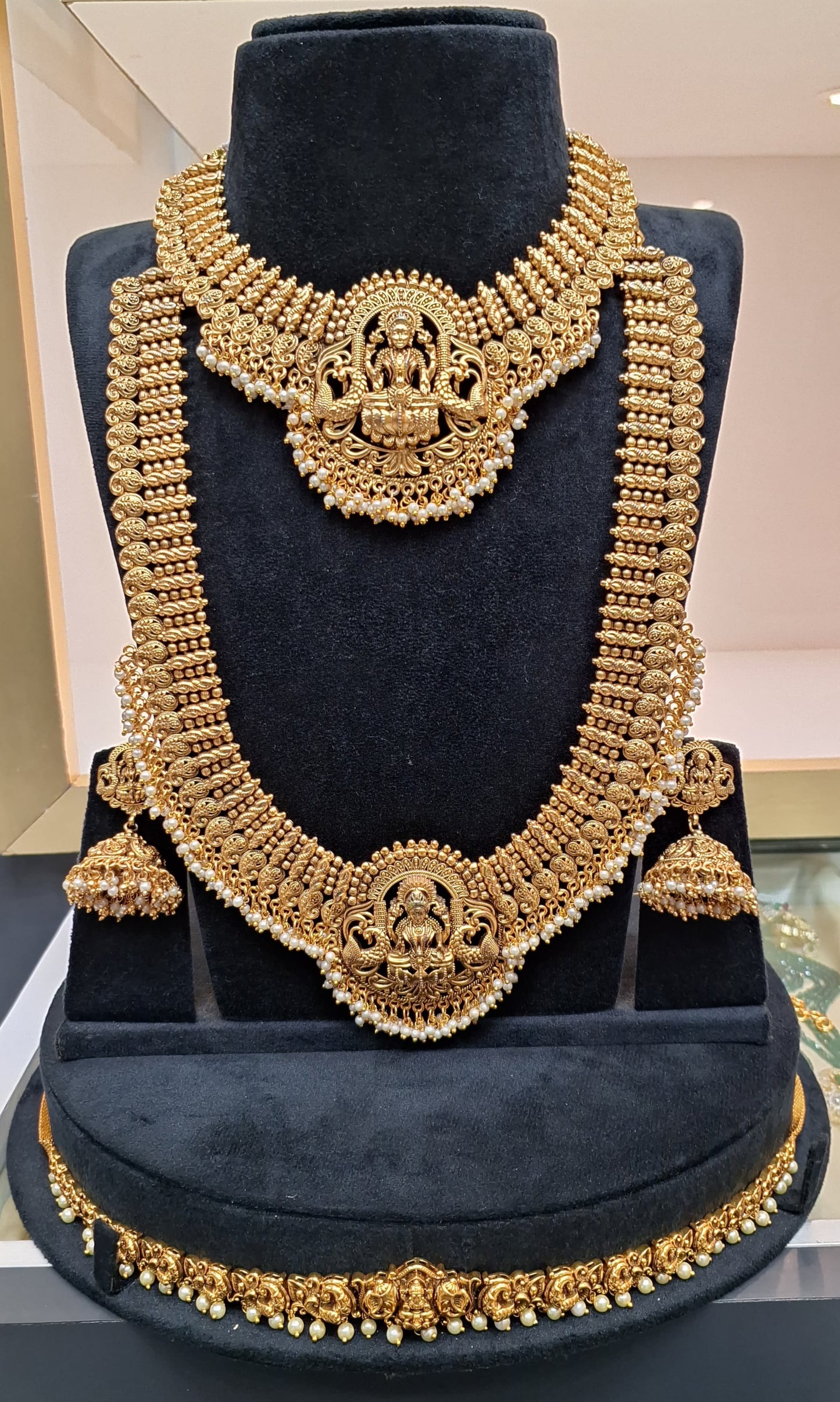 Rental Jewlery - Matt Antique Temple Bridal Jewelry