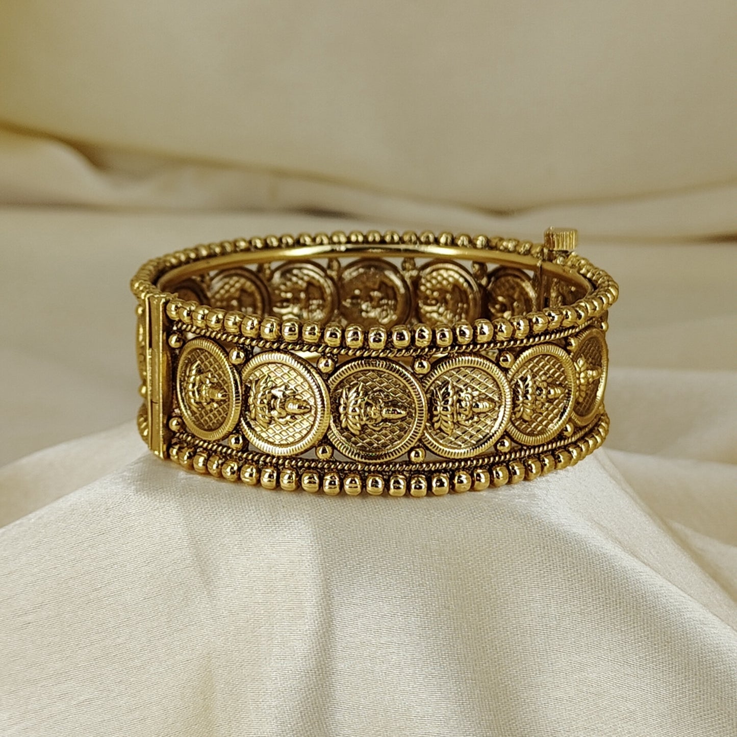 Antique Lakshmi Coin Design Kada